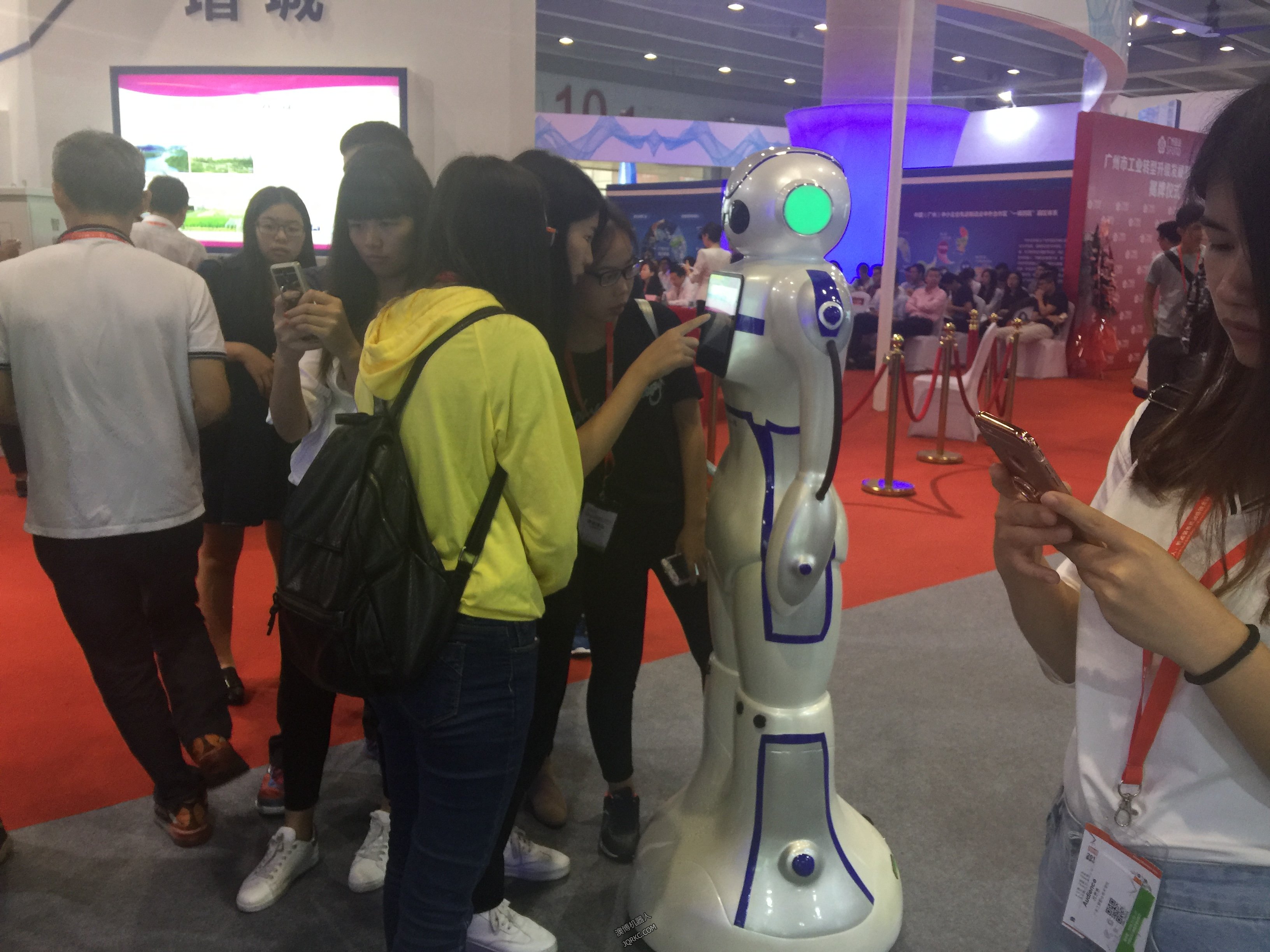 機(jī)器人與人類談判？能成功嗎？